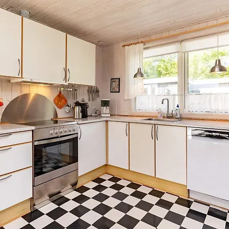 4 Star In Casa de Férias Højslev