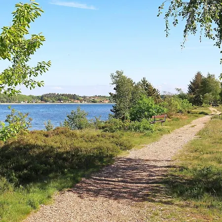 4 Star In * Højslev